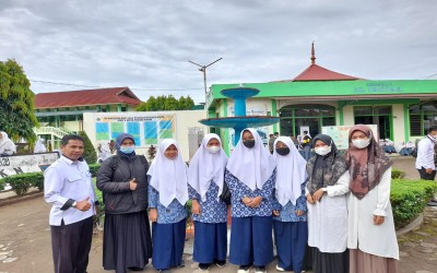 Lomba Gema Minat Bakat dan Kreasi (GMBK) di MAN 2 Payakumbuh diikuti oleh siswa MTsN 3 Tanah Datar